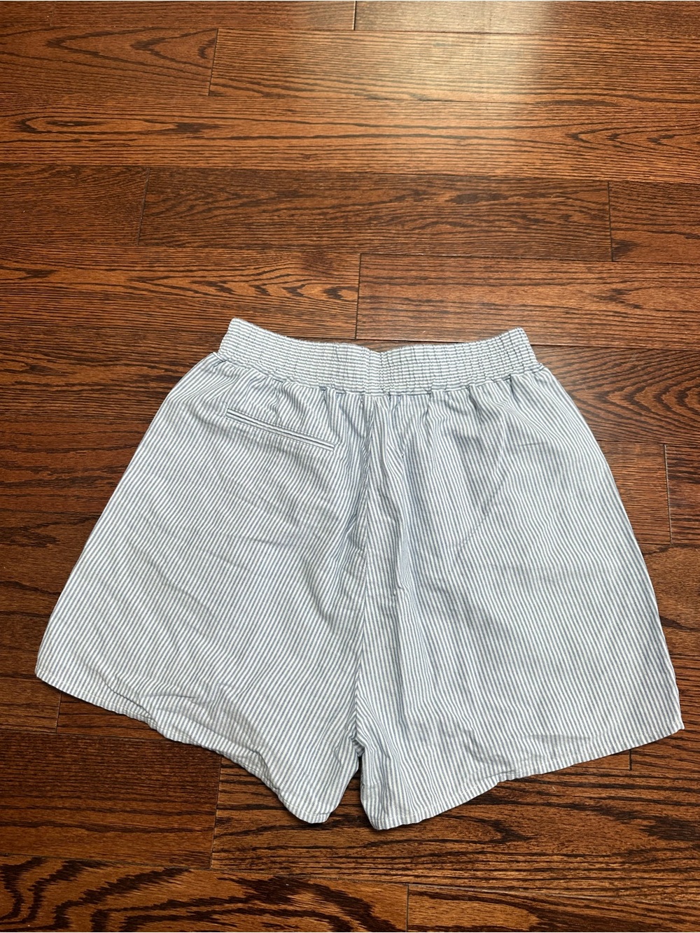 Djerf Avenue Breezy Shorts Blue Stripe - Size M - Picture 5 of 5